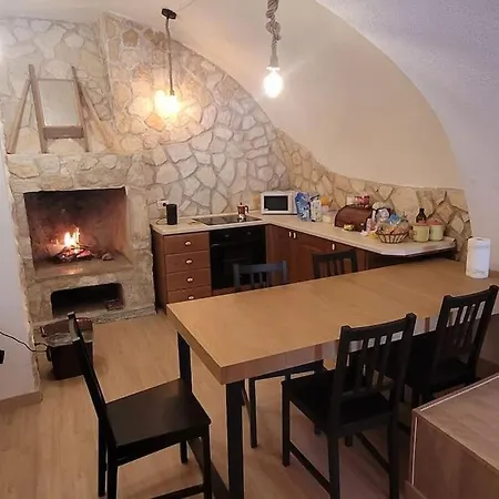 La Finestra Su Terme Apartment